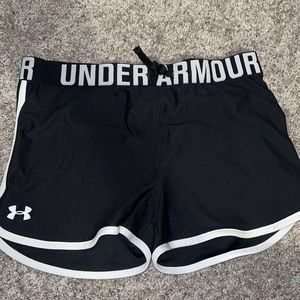 Under Armour loose athletic shorts, size YXL